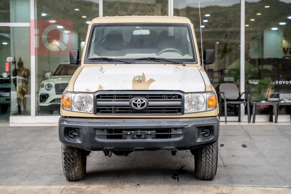 Toyota Land Cruiser Pickup